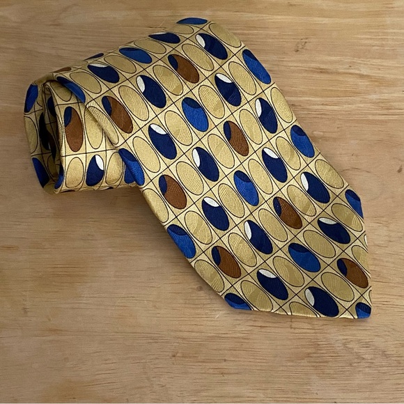 Jacobs Roberts Silk Tie with Repeating Oval Pattern in Gold, Blue & Brown Shades - Picture 2 of 9